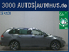 VW Golf Var. 2.0 TDI Highline Navi LED Pano RFK