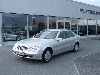 Mercedes-Benz E 240 Elegance/1.Hand/Automatik/Xenon/PDC/